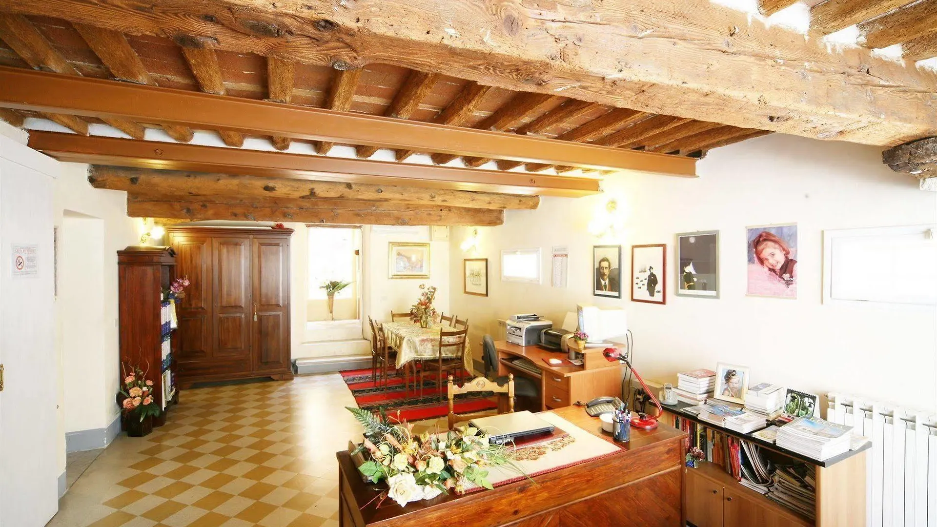 *** Maison d'hôtes Antica Residenza Santa Chiara -City Center Lucques Italie