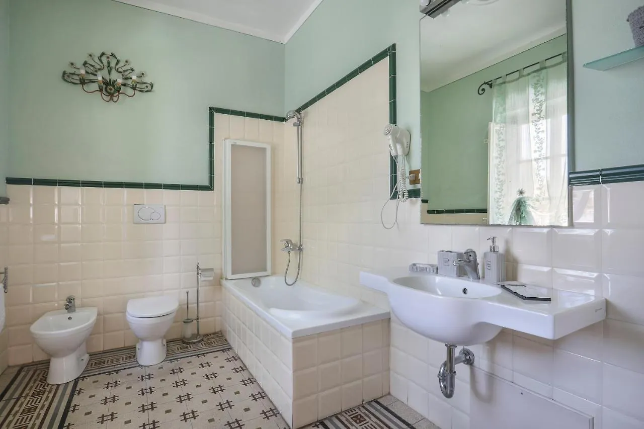 Guest house Antica Residenza Santa Chiara -City Center Lucca