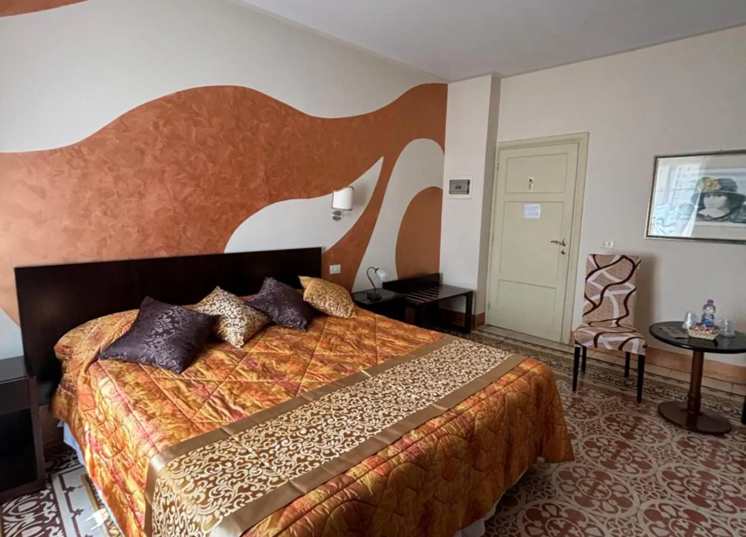 Antica Residenza Santa Chiara -City Center Lucca Italy