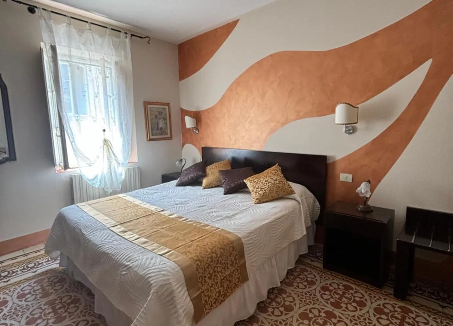 Antica Residenza Santa Chiara -City Center Lucca