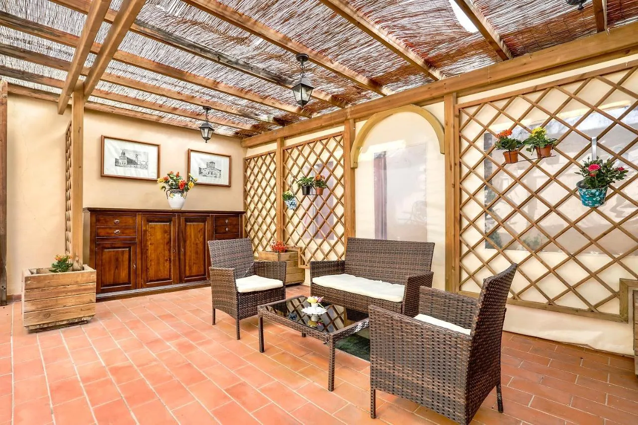 Guest house Antica Residenza Santa Chiara -City Center Lucca