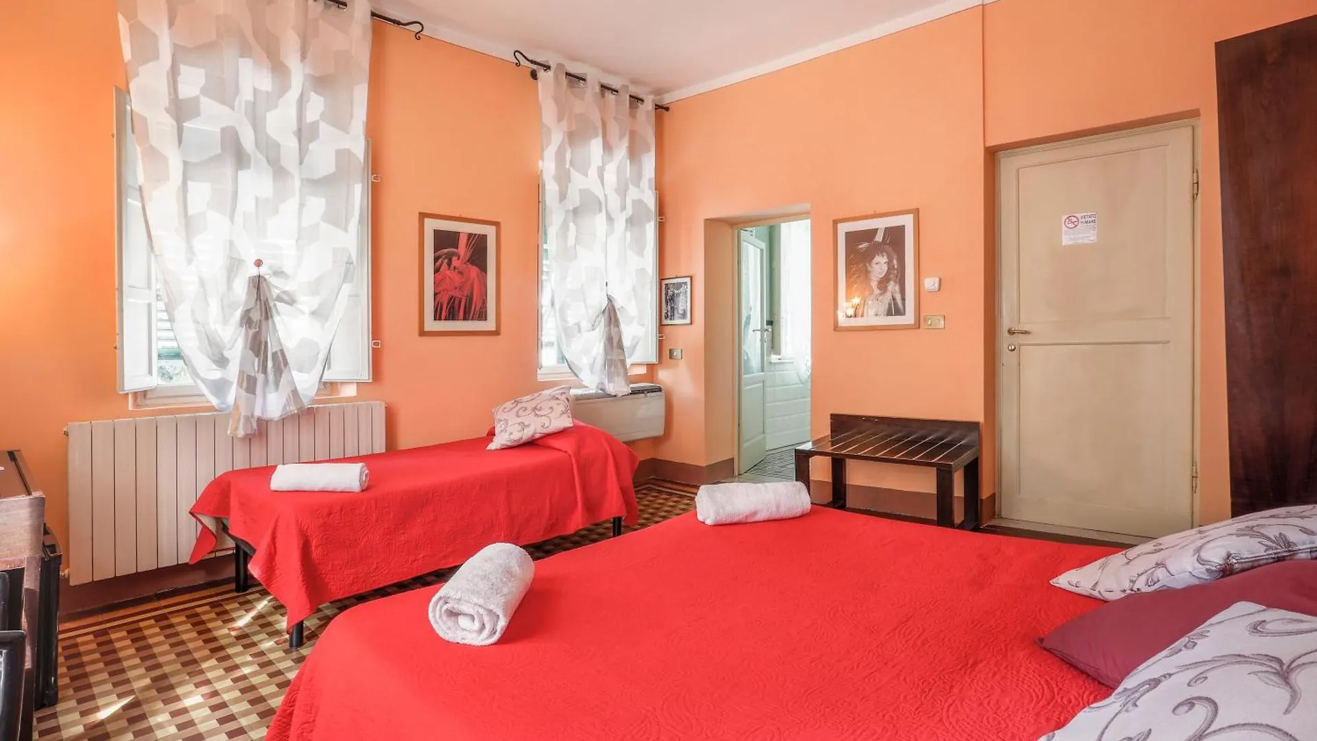 Antica Residenza Santa Chiara -City Center Lucca 3*,  Italy